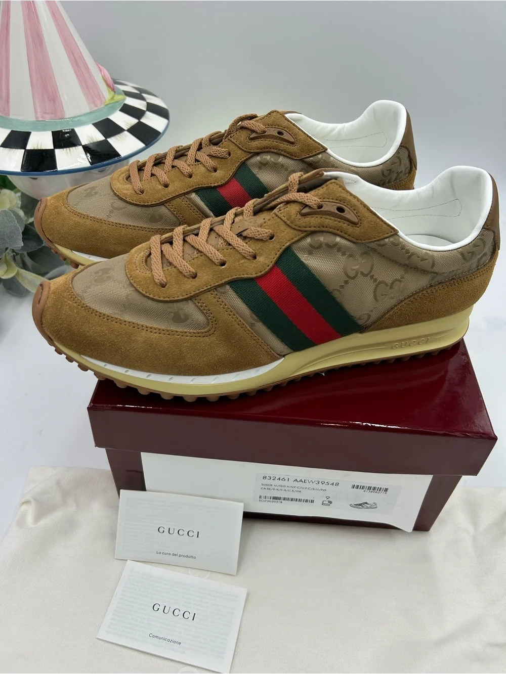Men's Gucci re motion, canvas and suede sneakers size 9, made in Italy